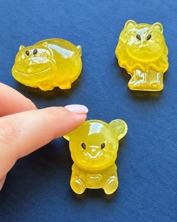 Gummies de bichinhos amarelos